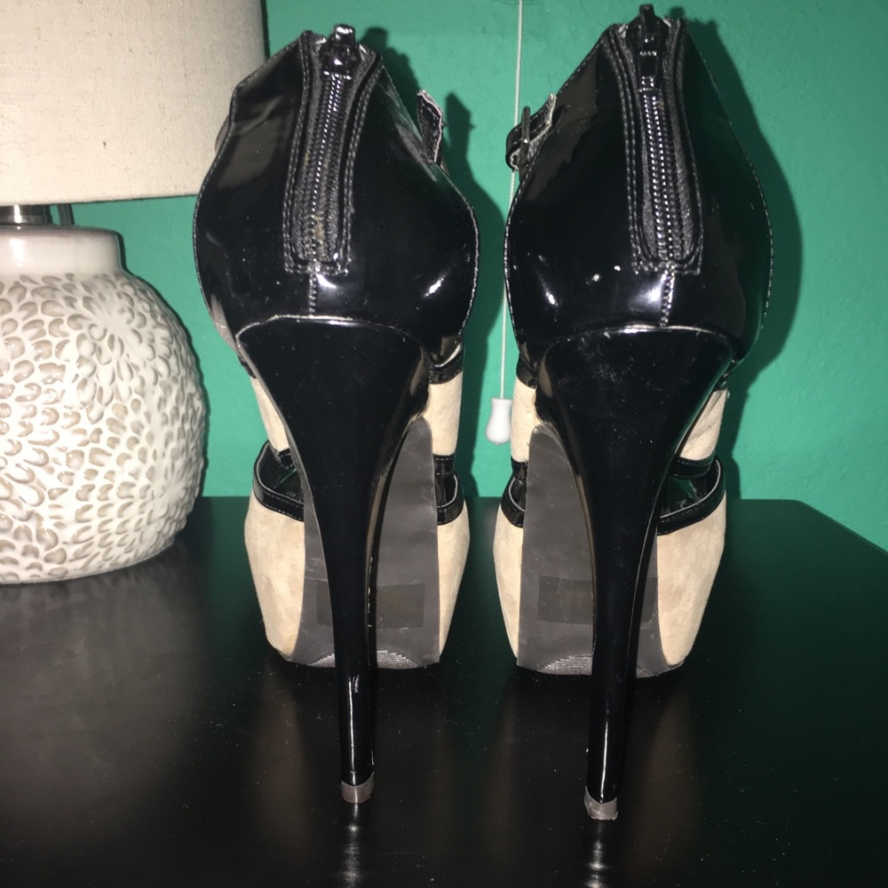 Charlotte Russe Pumps